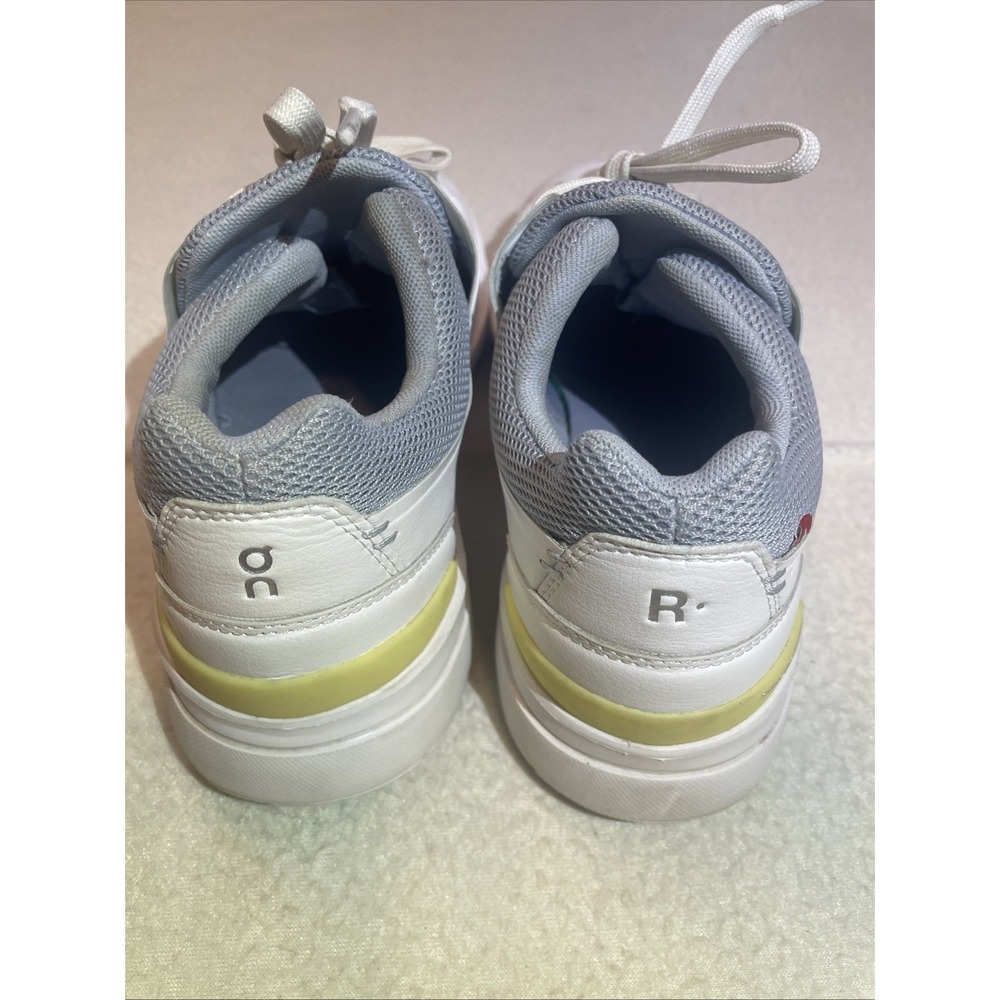 On Cloud THE ROGER Advantage Tennis Shoe Women Size US 8.5‎ White Sneaker - Picture 5 of 8